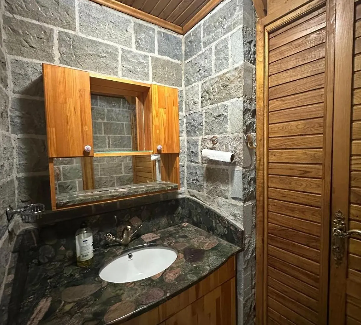 Bahceli Tas Villa Trabzon