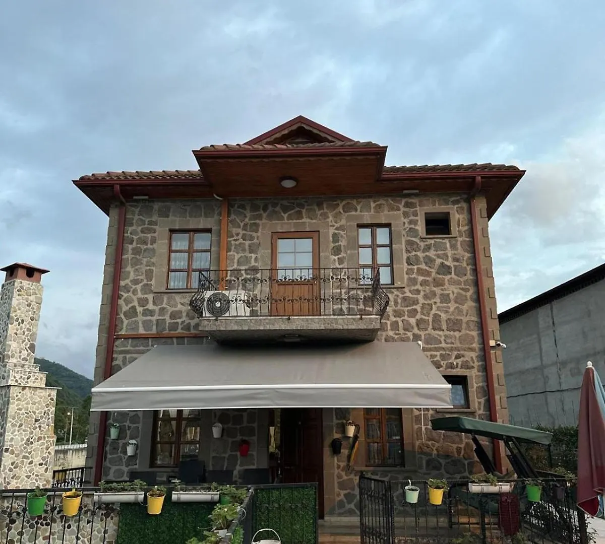 Bahceli Tas Villa contacts