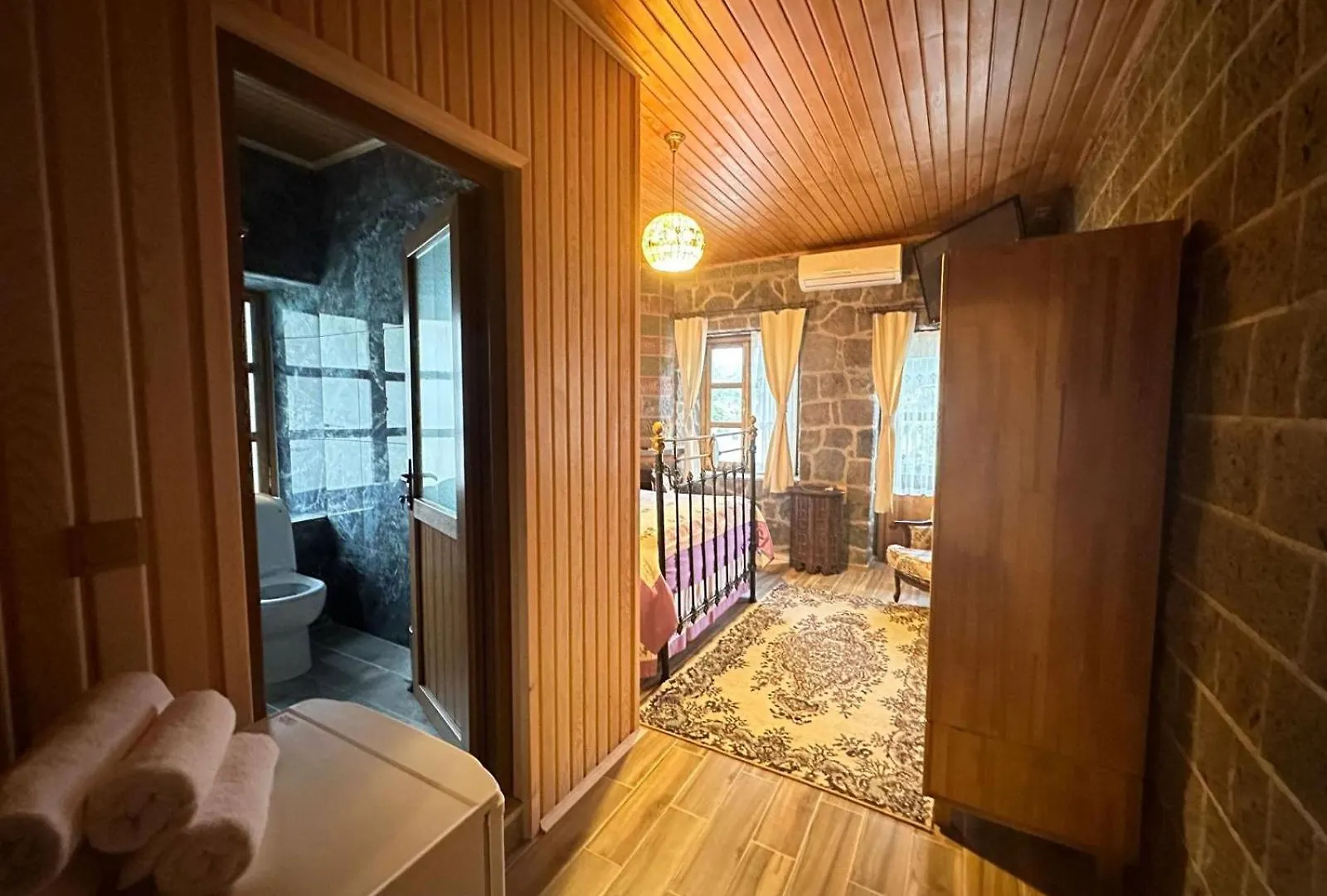 Bahceli Tas Villa Trabzon Turkey