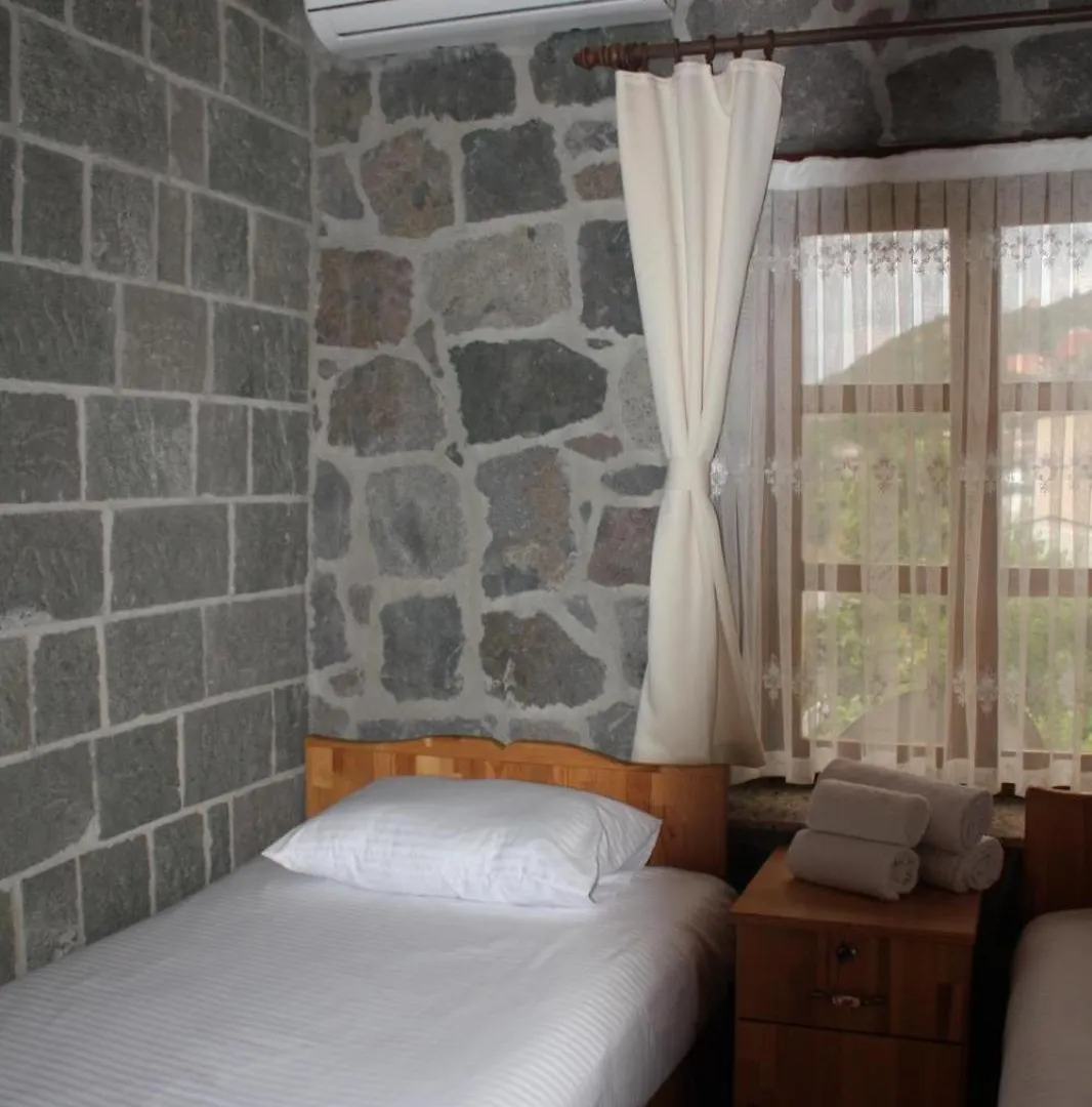 Bahceli Tas Villa Trabzon
