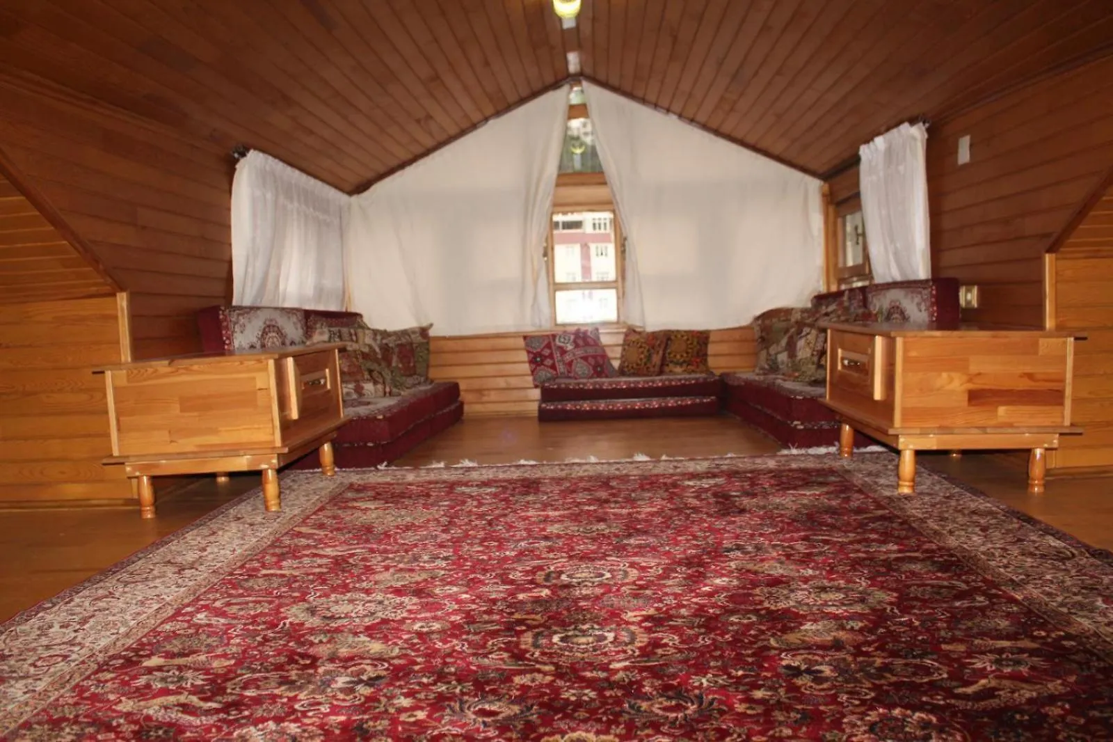 Bahceli Tas Villa Trabzon