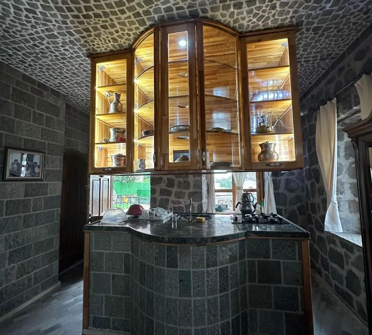 Bahceli Tas Villa Trabzon